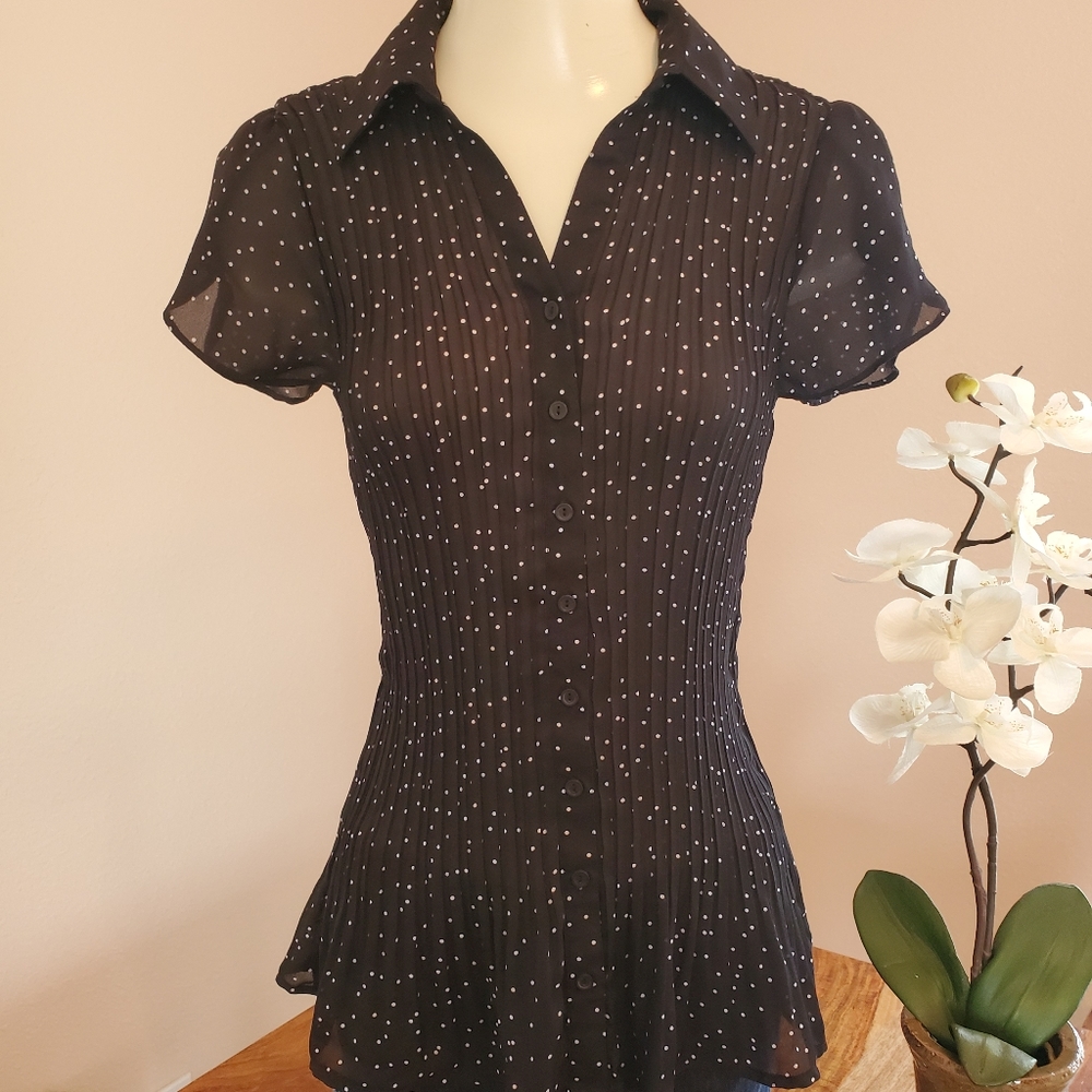 Sunny Leigh. Polka Dot Top. SZ-S